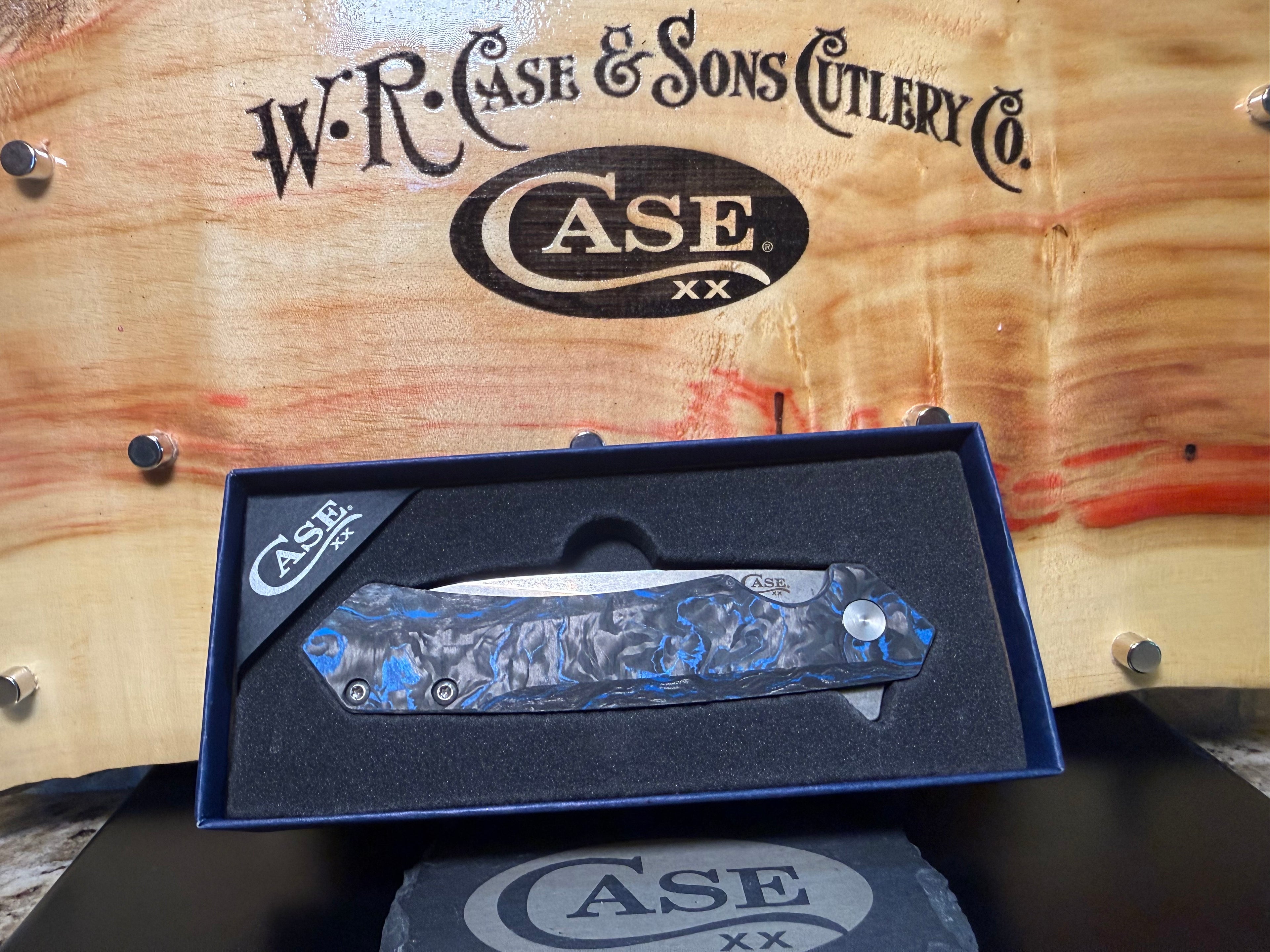 Case XX Kinzua Black Anodized Aluminum & Marbled Blue Carbon Fiber